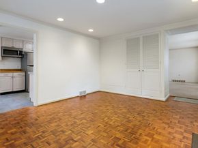 1810 Hemlock Cir, Abington PA 19001