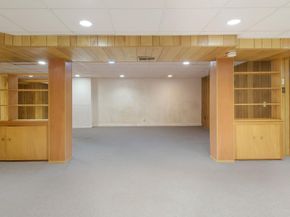 1810 Hemlock Cir, Abington PA 19001