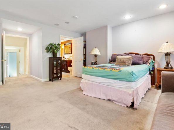 1613 N 18TH Street, Philadelphia PA 19121