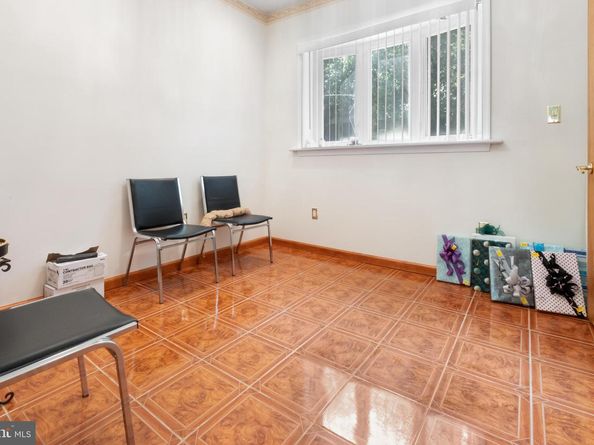 1613 N 18TH Street, Philadelphia PA 19121