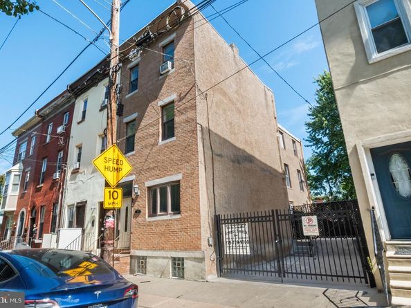 1613 N 18TH Street, Philadelphia PA 19121