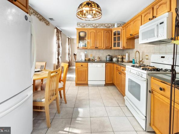 1613 N 18TH Street, Philadelphia PA 19121