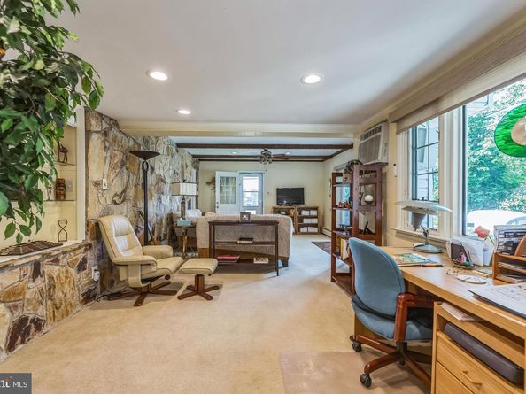 1200 Ormond Avenue, Drexel Hill PA 19026