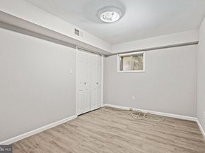 1704 Clovelly Court, Vienna VA 22182