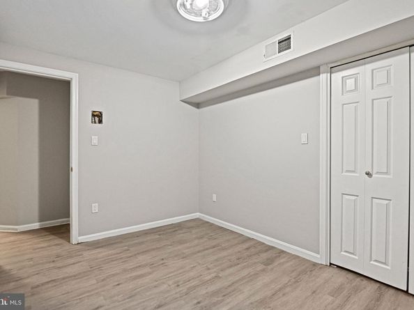 1704 Clovelly Court, Vienna VA 22182