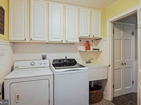 1704 Clovelly Court, Vienna VA 22182