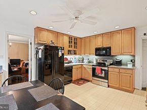 1704 Clovelly Court, Vienna VA 22182