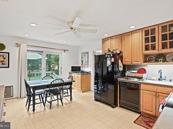 1704 Clovelly Court, Vienna VA 22182