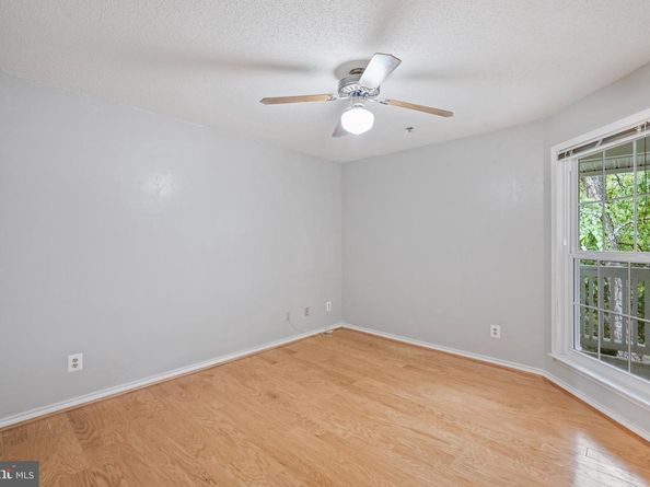 1504 Lincoln Way 404, Mclean VA 22102