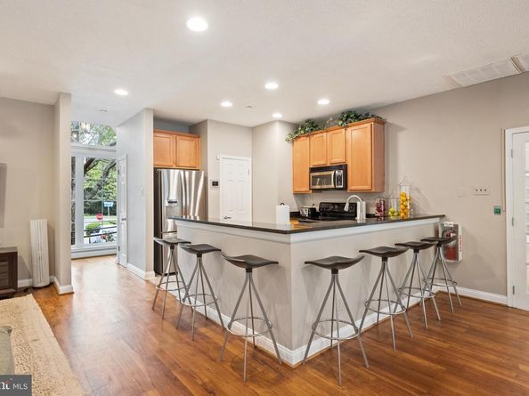 1504 Lincoln Way 404, Mclean VA 22102