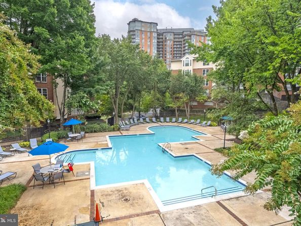 1504 Lincoln Way 404, Mclean VA 22102