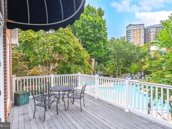 1504 Lincoln Way 404, Mclean VA 22102