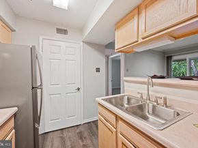 1504 Lincoln Way 404, Mclean VA 22102