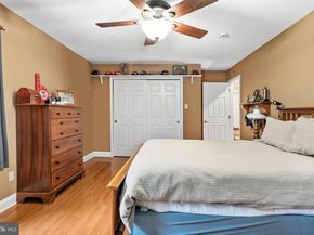 31 Aspen Drive, Warminster PA 18974