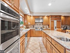 31 Aspen Drive, Warminster PA 18974