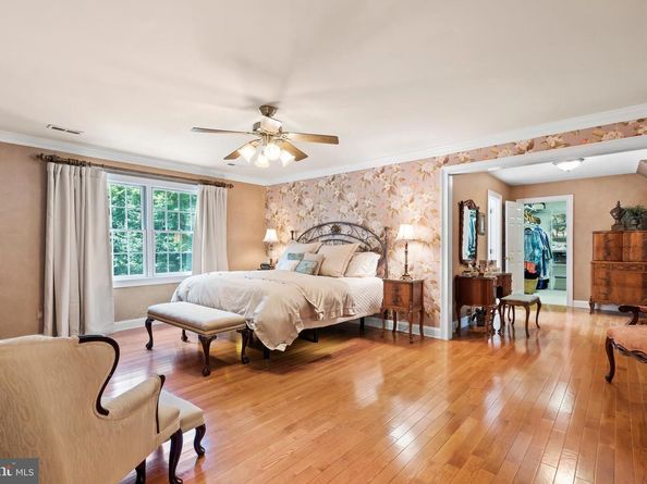 31 Aspen Drive, Warminster PA 18974