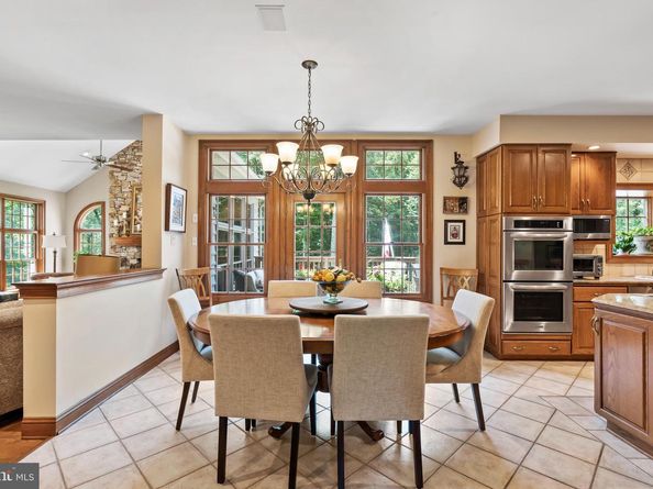 31 Aspen Drive, Warminster PA 18974