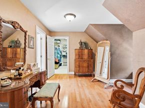 31 Aspen Drive, Warminster PA 18974