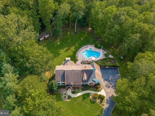 31 Aspen Drive, Warminster PA 18974