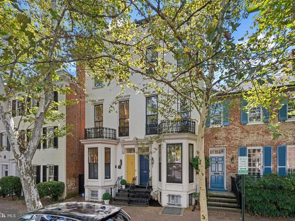 3042 P Street NW, Washington DC 20007
