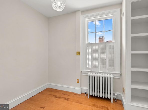 3042 P Street NW, Washington DC 20007