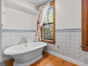 3042 P Street NW, Washington DC 20007