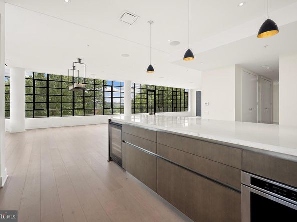 1055 Wisconsin Avenue NW 4E, Washington DC 20007