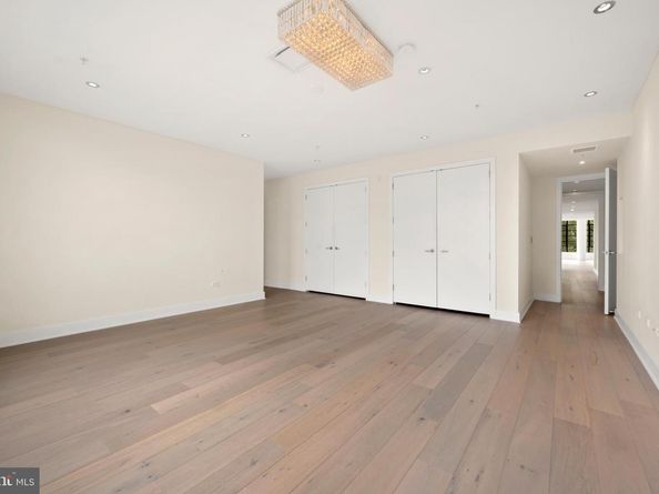 1055 Wisconsin Avenue NW 4E, Washington DC 20007