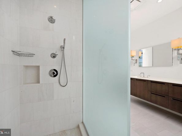 1055 Wisconsin Avenue NW 4E, Washington DC 20007