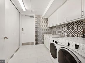 1055 Wisconsin Avenue NW 4E, Washington DC 20007