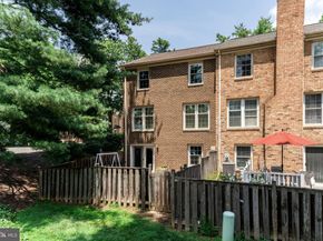 7409 Adams Park Court, Annandale VA 22003