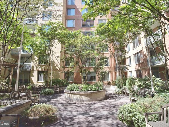 1020 N Highland Street 306, Arlington VA 22201
