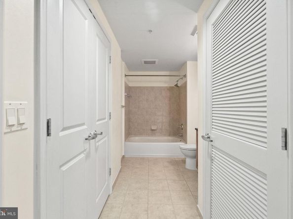 1020 N Highland Street 306, Arlington VA 22201