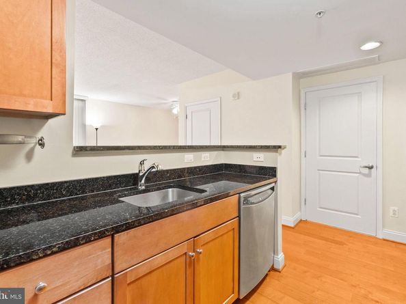 1020 N Highland Street 306, Arlington VA 22201