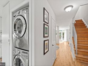 466 W Glebe Road, Alexandria VA 22305