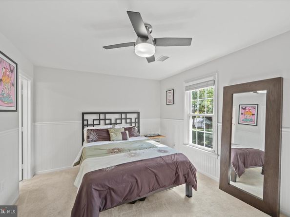 466 W Glebe Road, Alexandria VA 22305