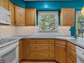 6 Springwood Place, Holland PA 18966