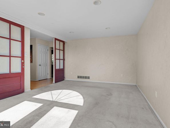 6 Springwood Place, Holland PA 18966