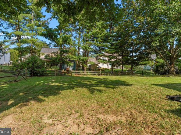 6 Springwood Place, Holland PA 18966