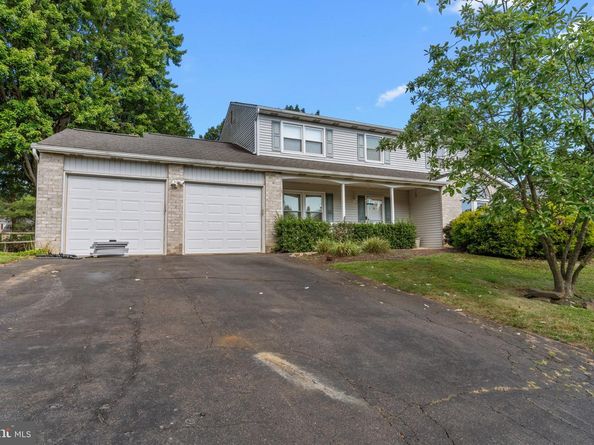 6 Springwood Place, Holland PA 18966