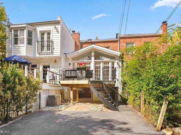 3762 W Street NW, Washington DC 20007