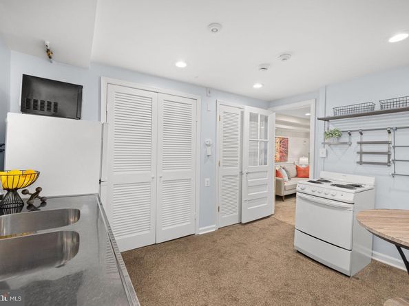 3762 W Street NW, Washington DC 20007