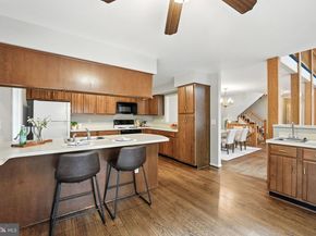 2907 Elmtop Court, Oakton VA 22124