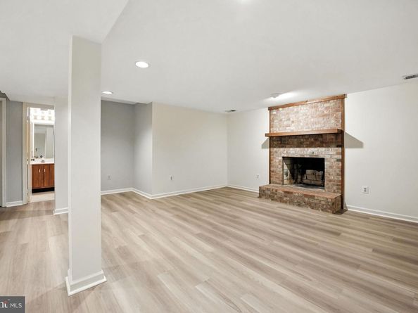 2907 Elmtop Court, Oakton VA 22124