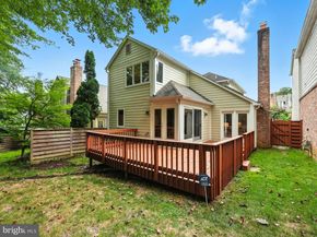 2907 Elmtop Court, Oakton VA 22124