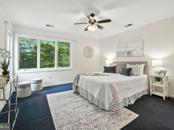 2907 Elmtop Court, Oakton VA 22124