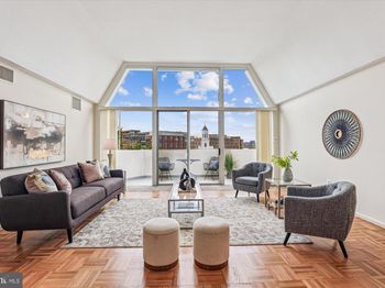 700 7TH Street SW