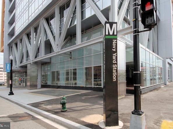 700 7TH Street SW 822, Washington DC 20024
