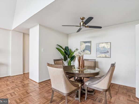 700 7TH Street SW 822, Washington DC 20024