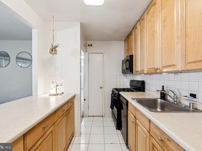 8006 Chanute Place 8, Falls Church VA 22042